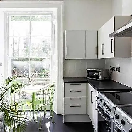 No 2 Georgian Shared House By Clifton Short Lets Bristol